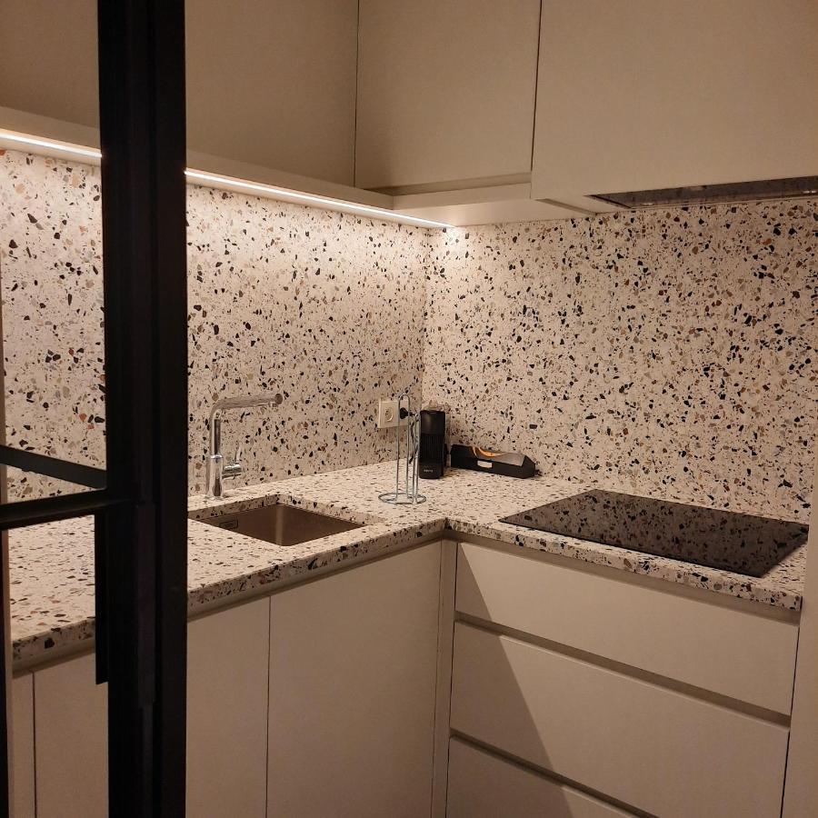 Ruim En Lichtrijk Appartement Op 100M Van Zee Te Koksijde Esterno foto