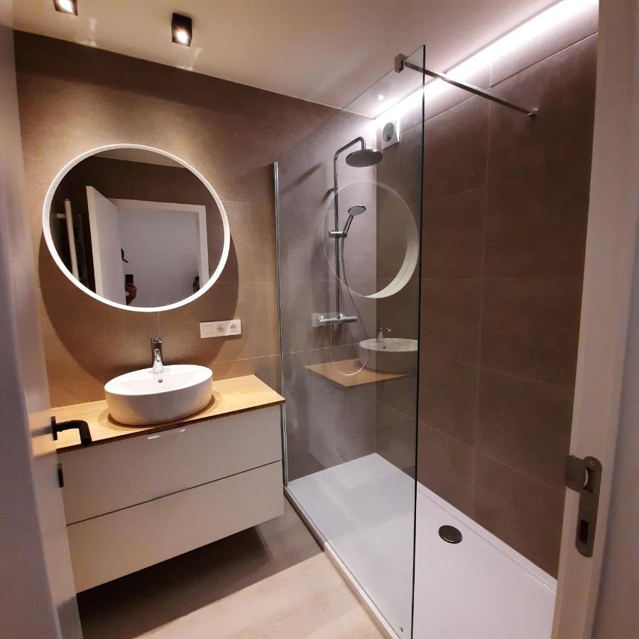Ruim En Lichtrijk Appartement Op 100M Van Zee Te Koksijde Esterno foto