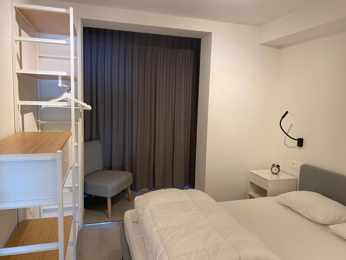 Ruim En Lichtrijk Appartement Op 100M Van Zee Te Koksijde Esterno foto