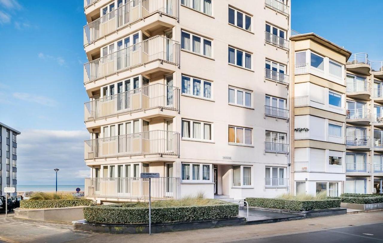 Ruim En Lichtrijk Appartement Op 100M Van Zee Te Koksijde Esterno foto